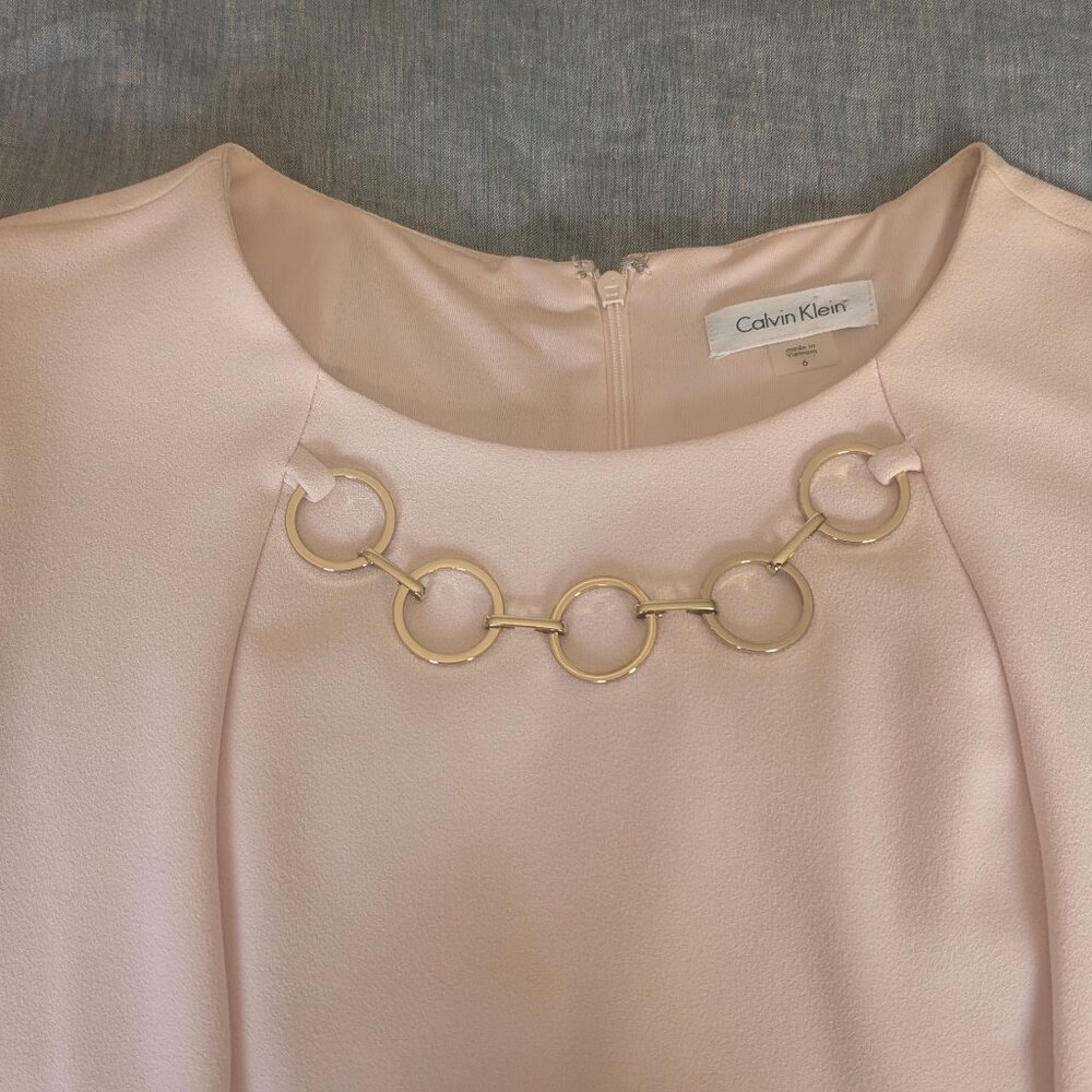 Calvin Klein Blush Pink Sleeveless Sheath Dress with Gold Chain Detail Size 6